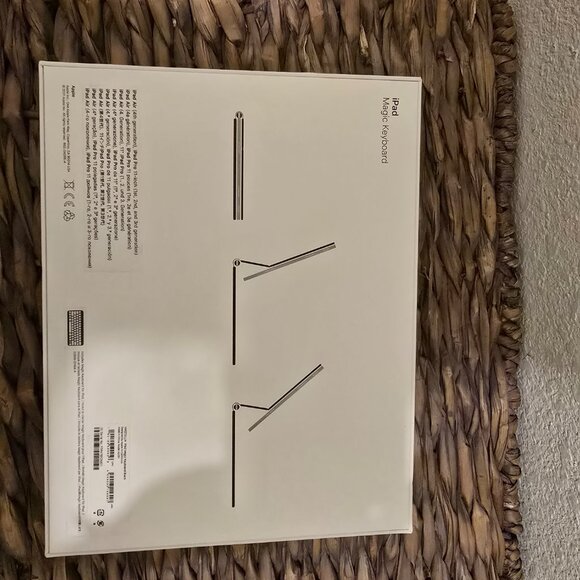 NWT NIB Appe iPad Magic Keyboard for iPad Pro 11 inch - Picture 9 of 10